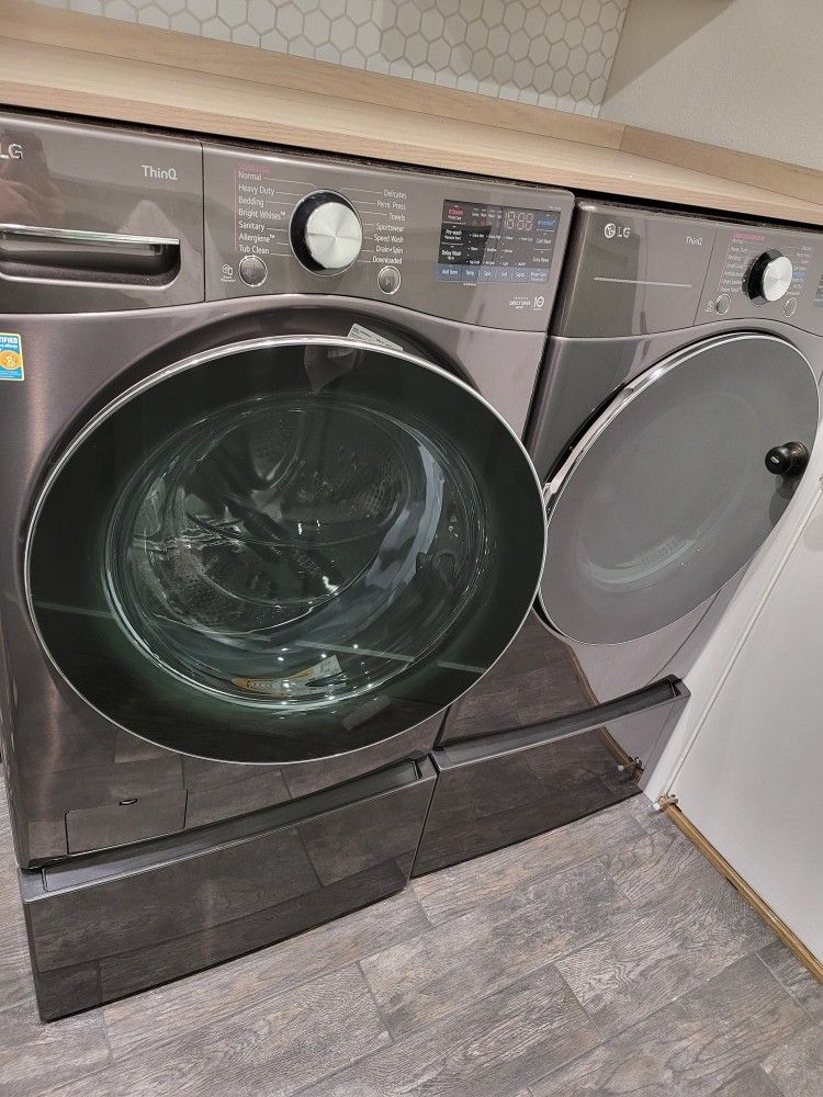 LG ThinQ Washer & Dryer - with Pedestals
