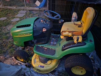 John Deere L118 Riding Mower Lawn Mower