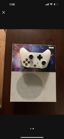 Almost Never Used Xbox S. Very Well Kept