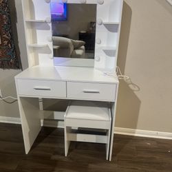 Makeup Vanity 