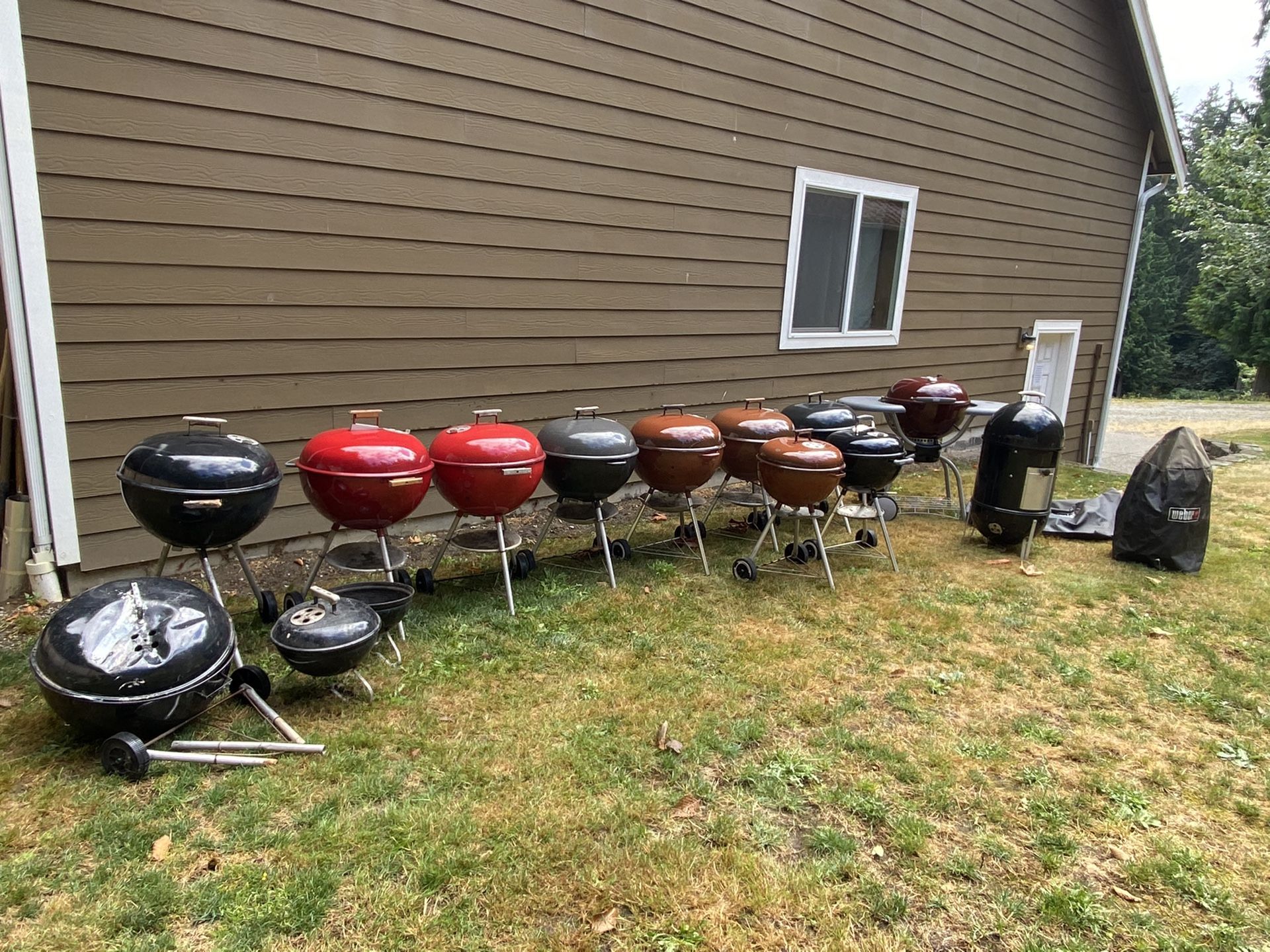 Some vintage weber kettles and a Smokey mountain cooker package sale