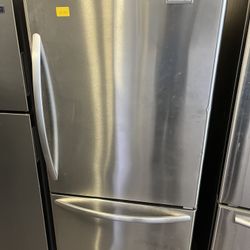 Kitchen Aid Stainless Steel Bottom Freezer Refrigerator 