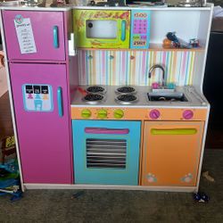 Play Kitchen 40$ Firm! 