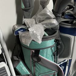 Lady’s Golf Bag Full