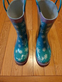 Frozen rain boots Size 2 youth