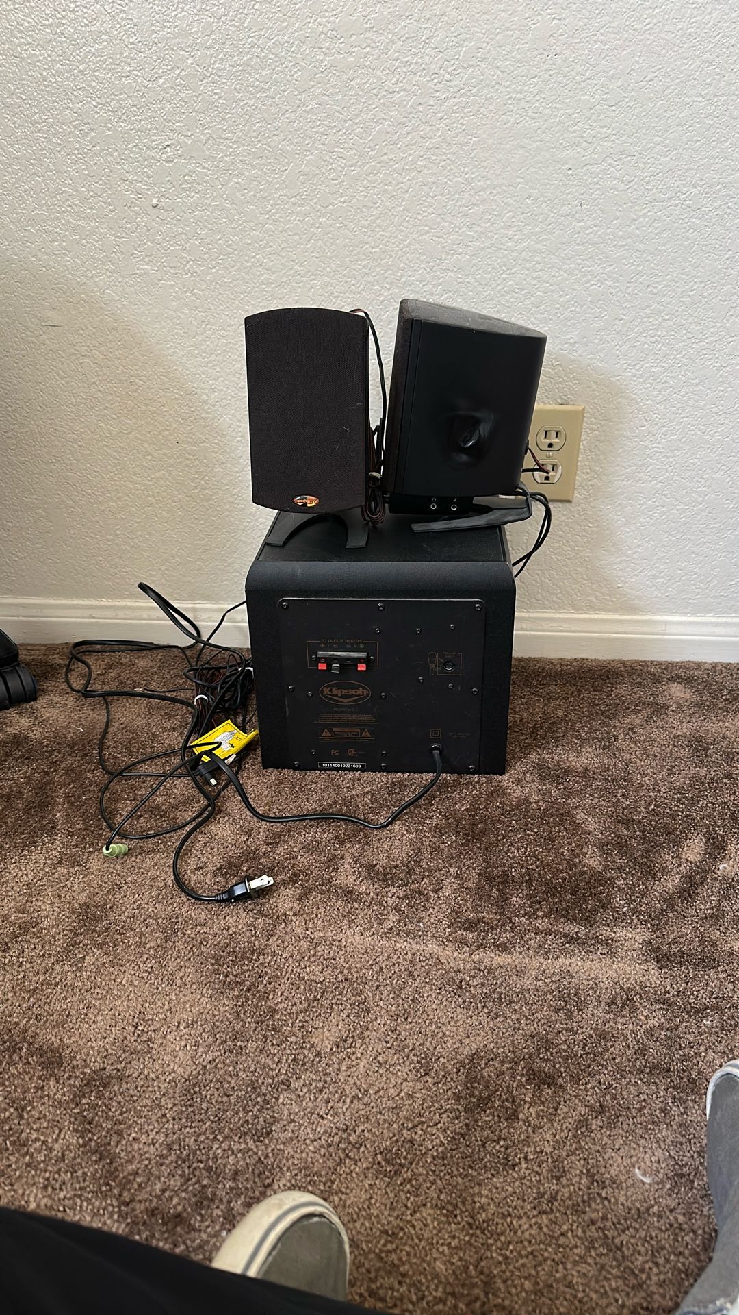 Klipsch Speaker Set