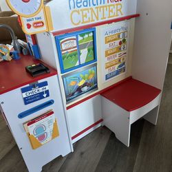 Melissa And Doug Doctor Activity Center