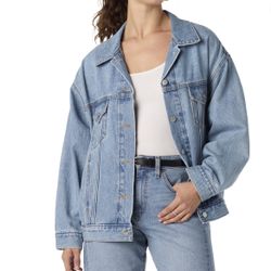 Women’s Levi’s Loose Trucker Jacket