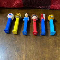Random 6  Pez Lot 