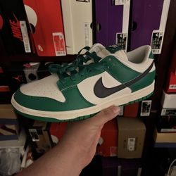 Nike Dunk Lottery Size 11.5