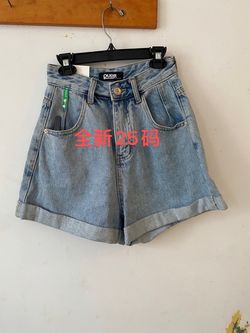 Women Shorts Size 0