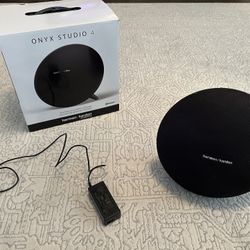 Harman Kardon Speaker- Onyx Studio 4