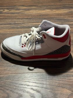 Jordan 3 Retro Red – Size 6.5 – Clean Light Wear