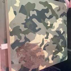 PS4 Military Edition 