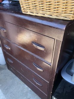 Dresser