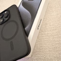 Unlocked iPhone 15 Pro 256gb