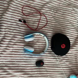 Beats Headphones (light Blue)