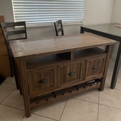 Solid Wood Entertainment 