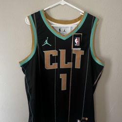 Charlotte Hornets LaMelo Ball Jersey (Size XL)