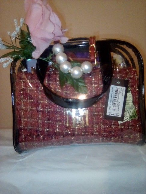 Mother's Day $149.00 New Cross Body Purse Gift Basket Loaded!