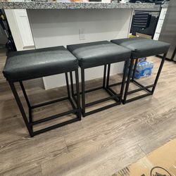 3 Gray Stools