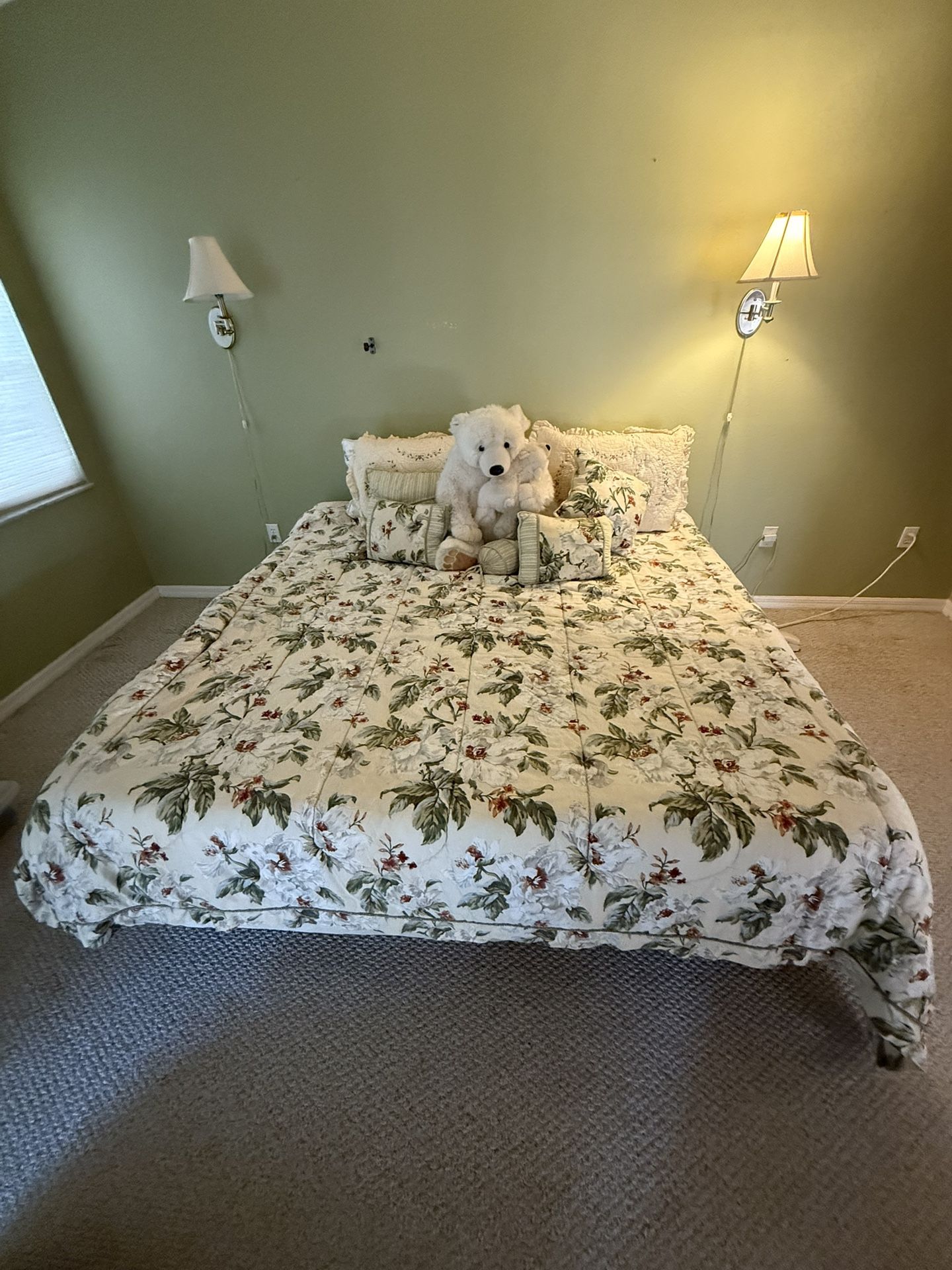 KING SIZE BED