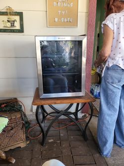 Whirlpool Mini Beverage Cooler