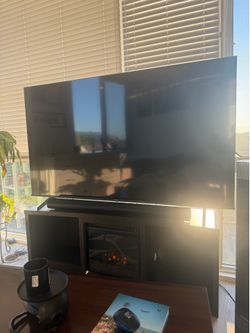 Hisense 85 in QLED TV