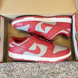 Nike Dunks - Men Size 8