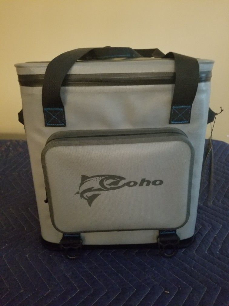 Coho 24 Can Soft Sided Portable Cooler and Lunch Box - BRAND NEW