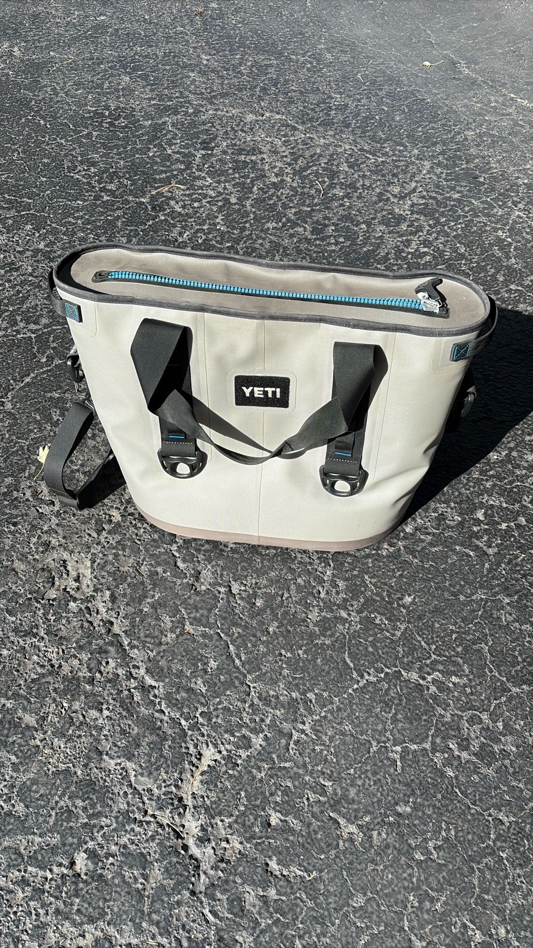 YETI Big Cooler