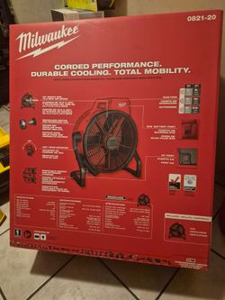 Milwaukee. 18 fan