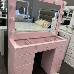 Vanity …Christmas Special 🎄🎅