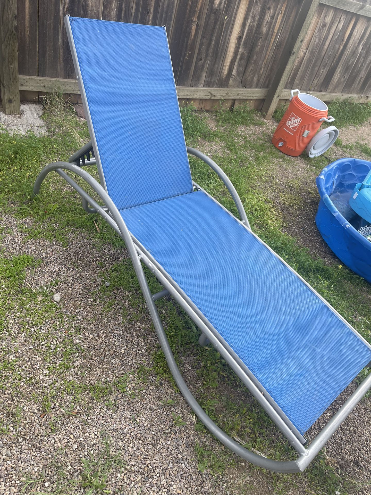 Blue Chaise Pool Chair 