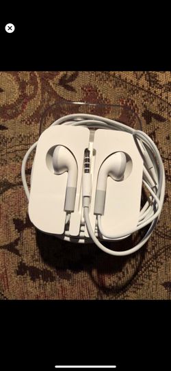 iPhone ear buds