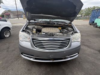 Parts Only 2014 Chrysler Town and country Parting Out 