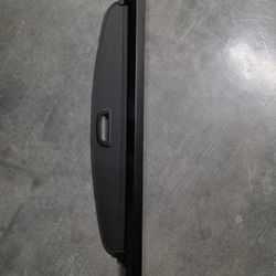 2022-2025 Jeep Grand Cherokee Mopar Cargo Security Cover