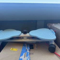 Exercise Machine For Legs