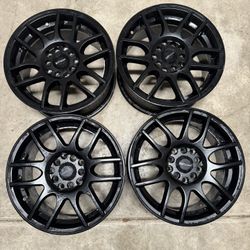 Black Rims 15” x 6½”