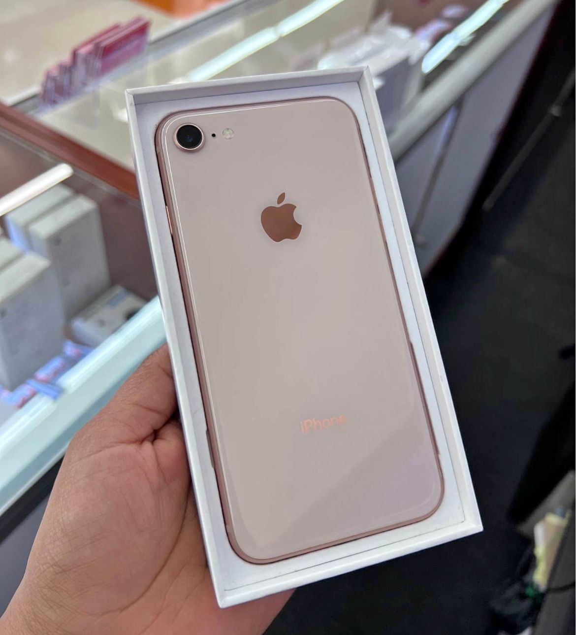 Apple iPhone 8 Unlocked 