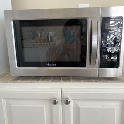 Microwave oven