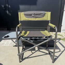 Portal Outdoor Folding Director’s Chair With Table