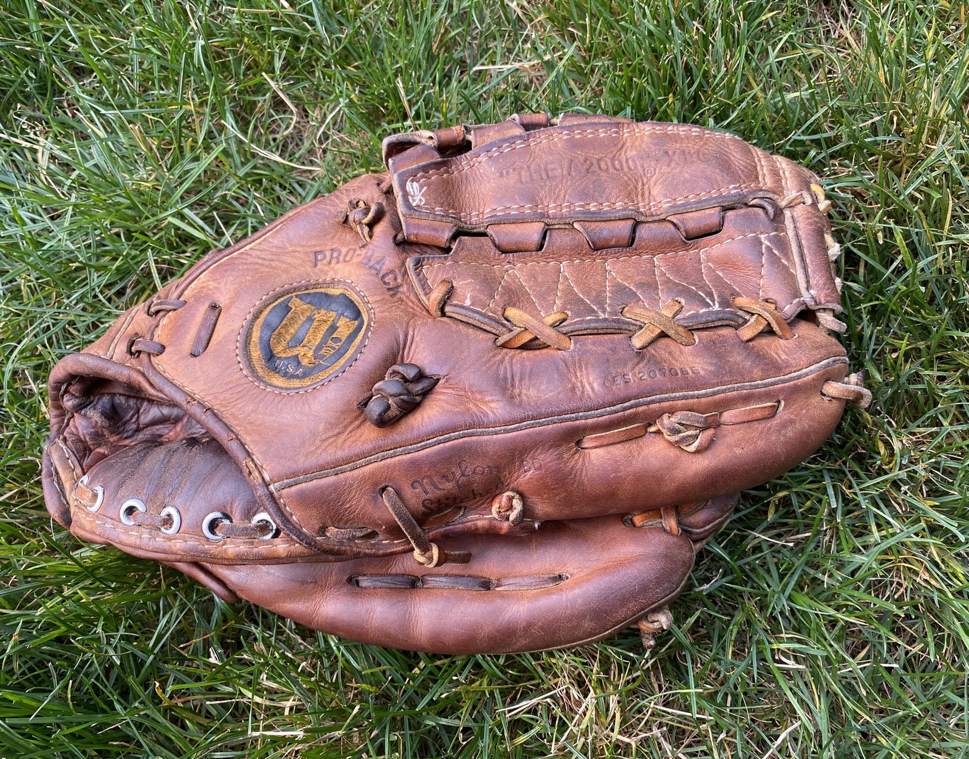 Wilson A2000 XLC Vintage Baseball Glove