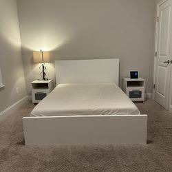 Queen Bed Frame And Mattress 