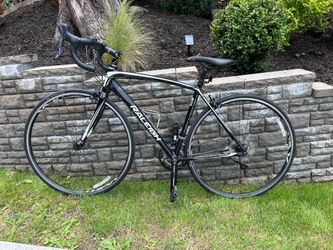 RALEIGH Road Bike Size 52 CM