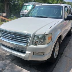 2010 Ford Explorer