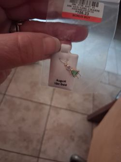 10kgold  little girl August pendant