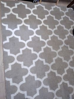 5'x7' Rug