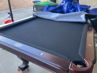 DLT 7 foot pool table