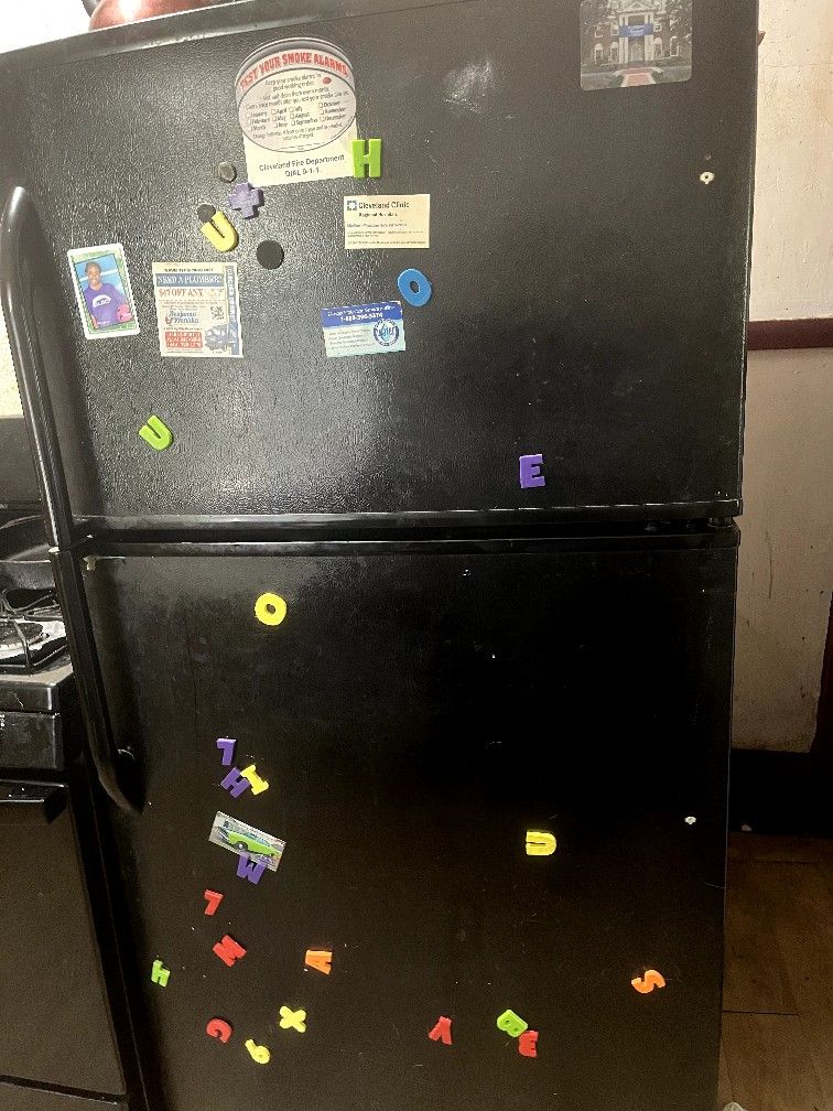 Refrigerator 